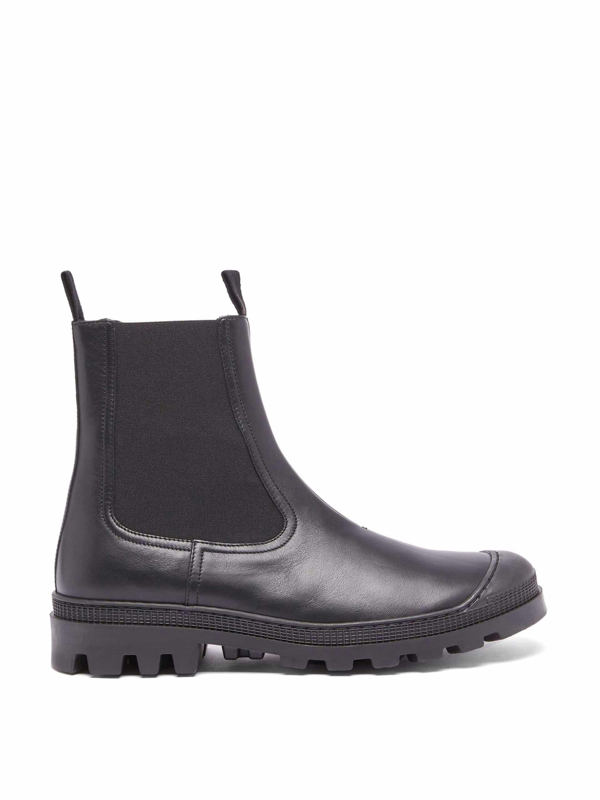 Rubber-toe leather Chelsea boots
